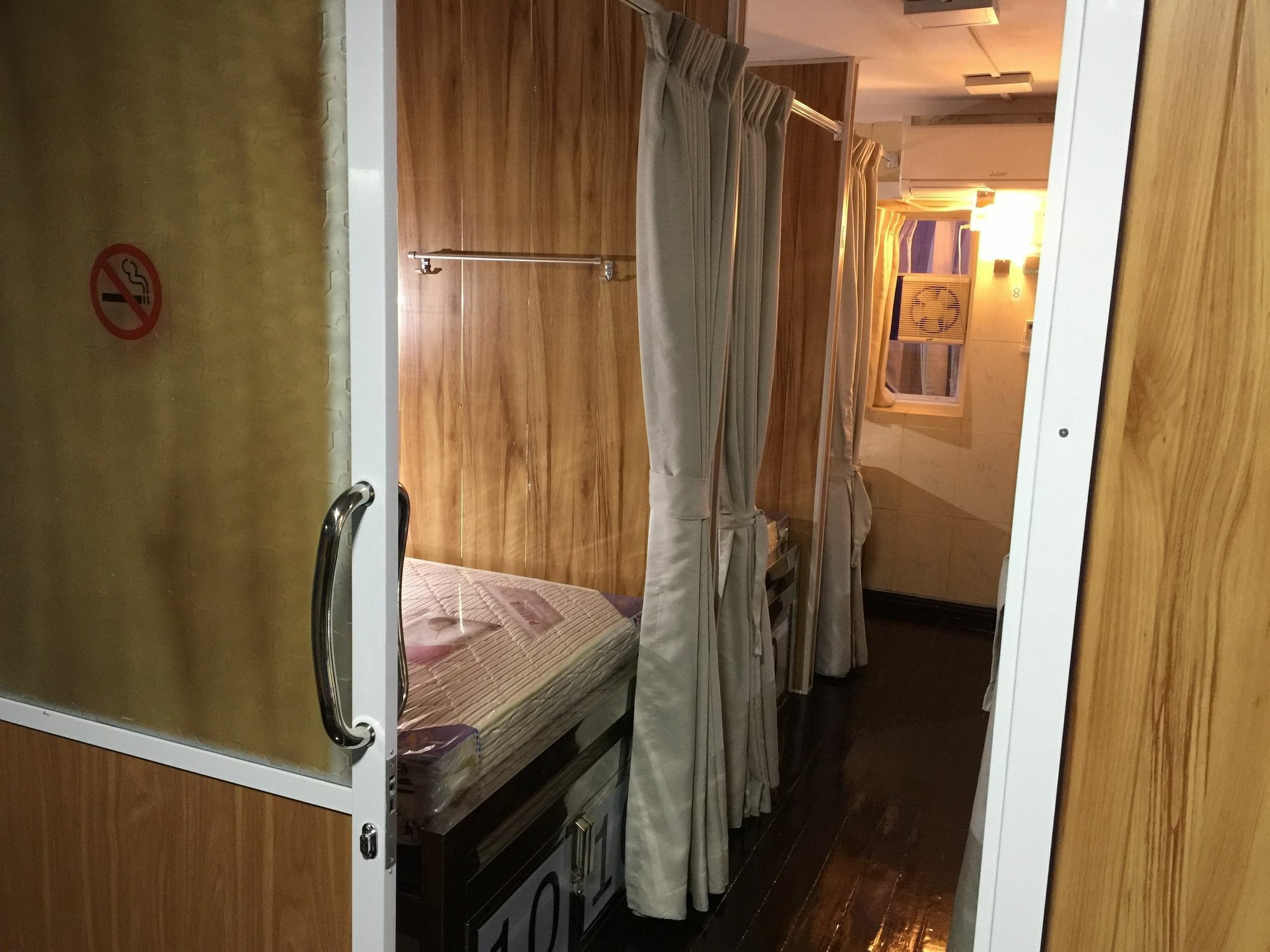 Htinn Yue Tann Hostel Yangón Exterior foto